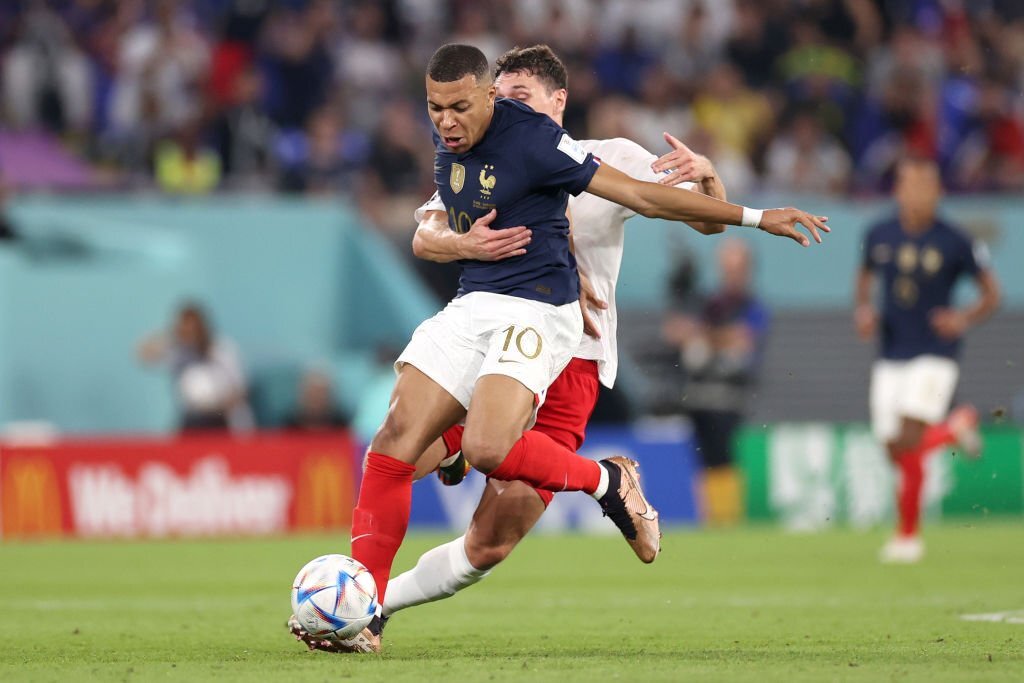 Show diễn đỉnh cao của Kylian Mbappe 3